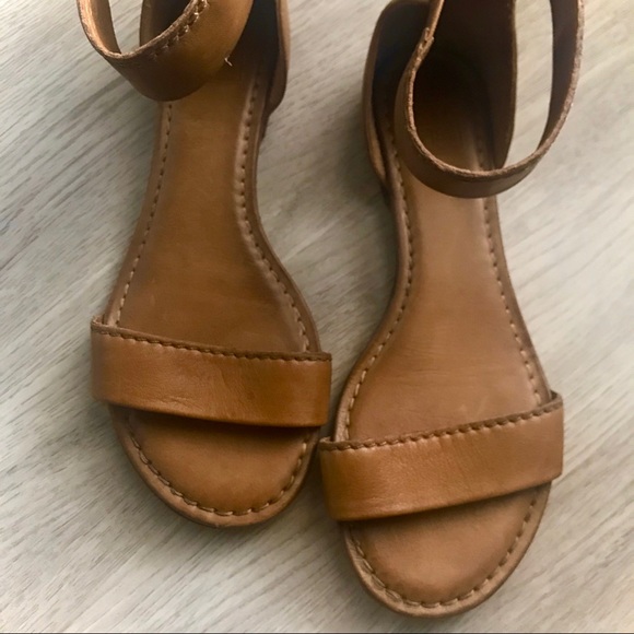 Frye Carson Ankle Zip Up Tan Casual Leather Sandal - Picture 9 of 11